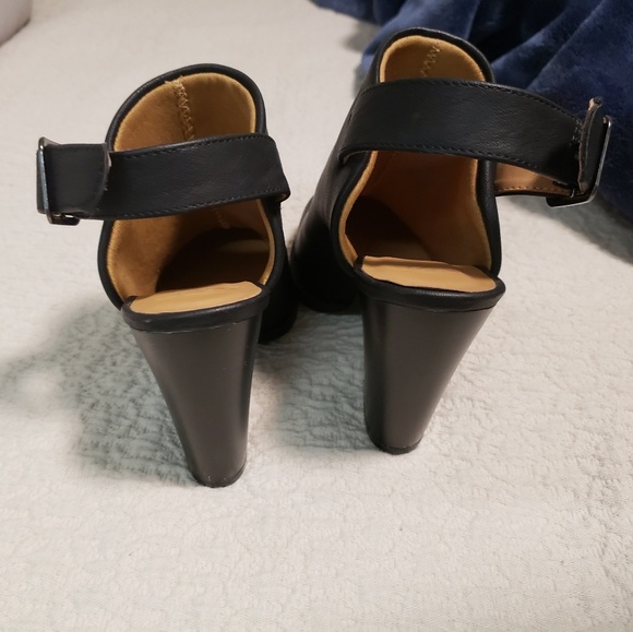 **SOLD** - Picture 3 of 3